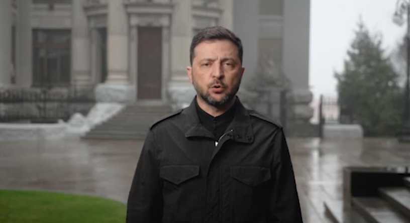 Зеленський про США: Україна може або втратити гідність, або ключового партнера