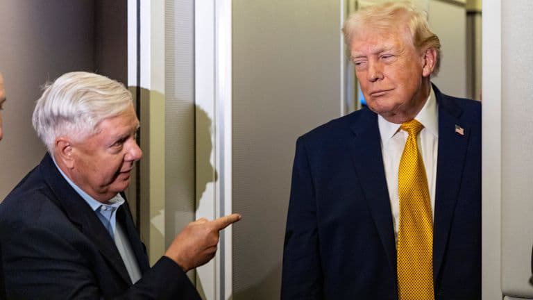 Трамп відреагував на смерть сенатора Грема