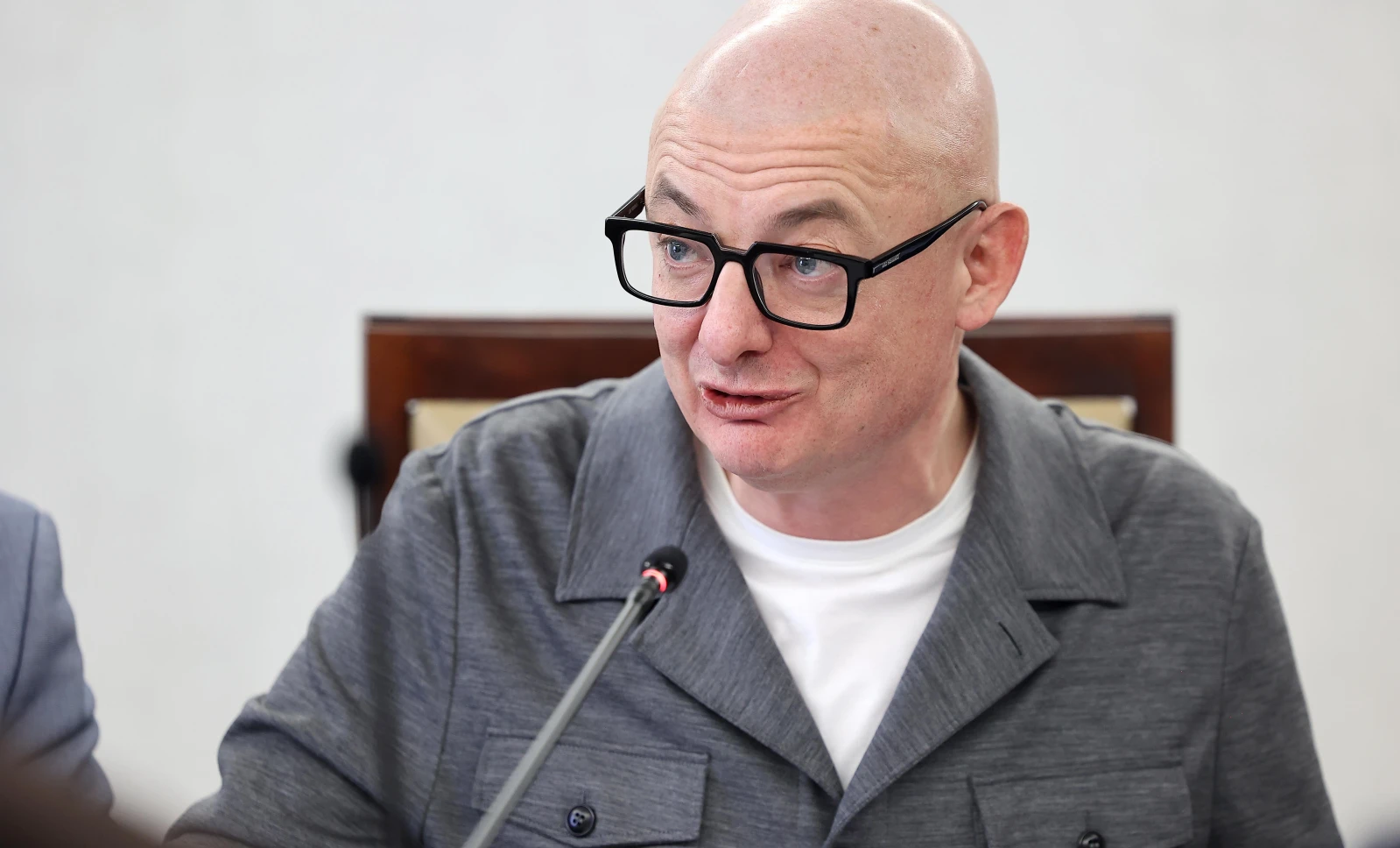 Polish Senate deputy marshal returns two Ukrainian state awards