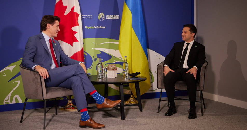 Трюдо передумав: чому Канада досі не надала Україні летальну зброю |  Європейська правда