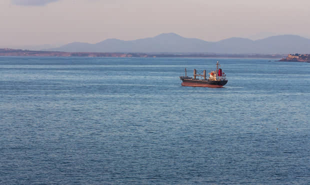 Французький корабель першим у Західній Європі перетнув Ормузьку протоку з початку війни в Ірані
