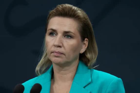 Рішення Трампа щодо Гренландії: прем’єрка Данії очікує поваги, до МЗС викликають посла