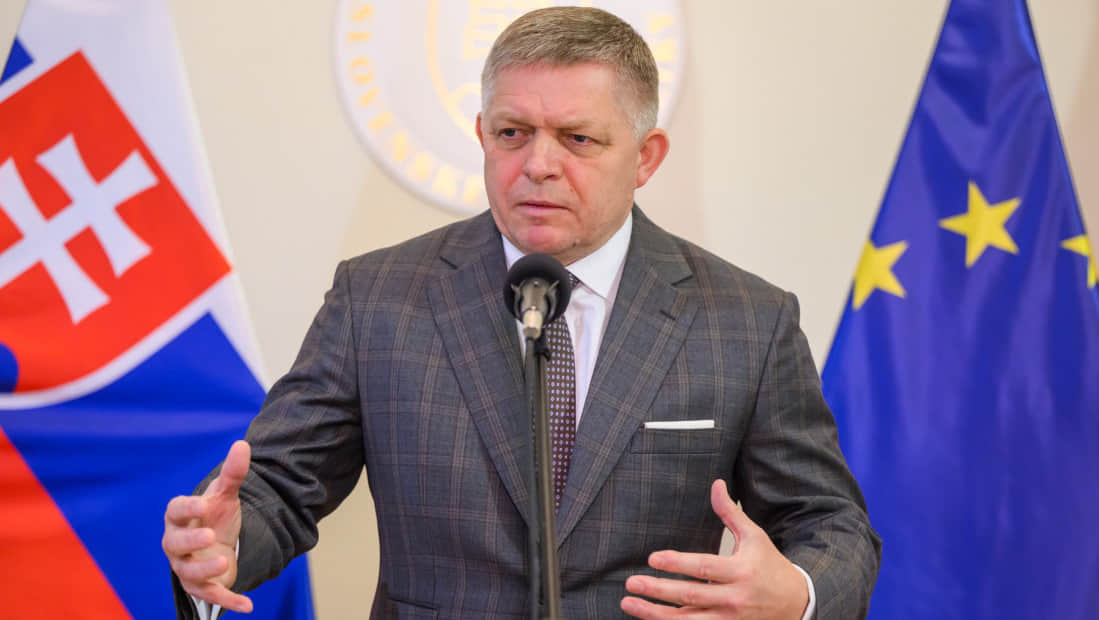 Естонія оголосила, що не пустить літак Фіцо до Москви на 9 травня