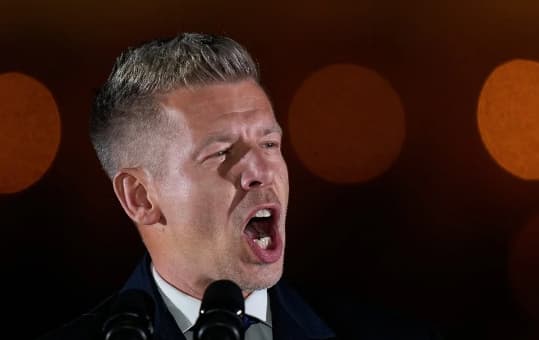 Мадяр розповів, як діяв проти України у ЄС і запевнив, що Орбан був проукраїнським