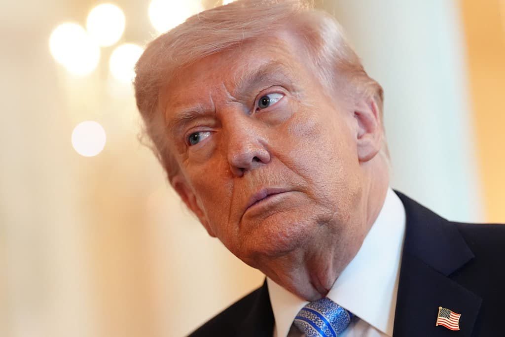 Трамп погрожує Ірану інтенсивнішими бомбардуваннями
