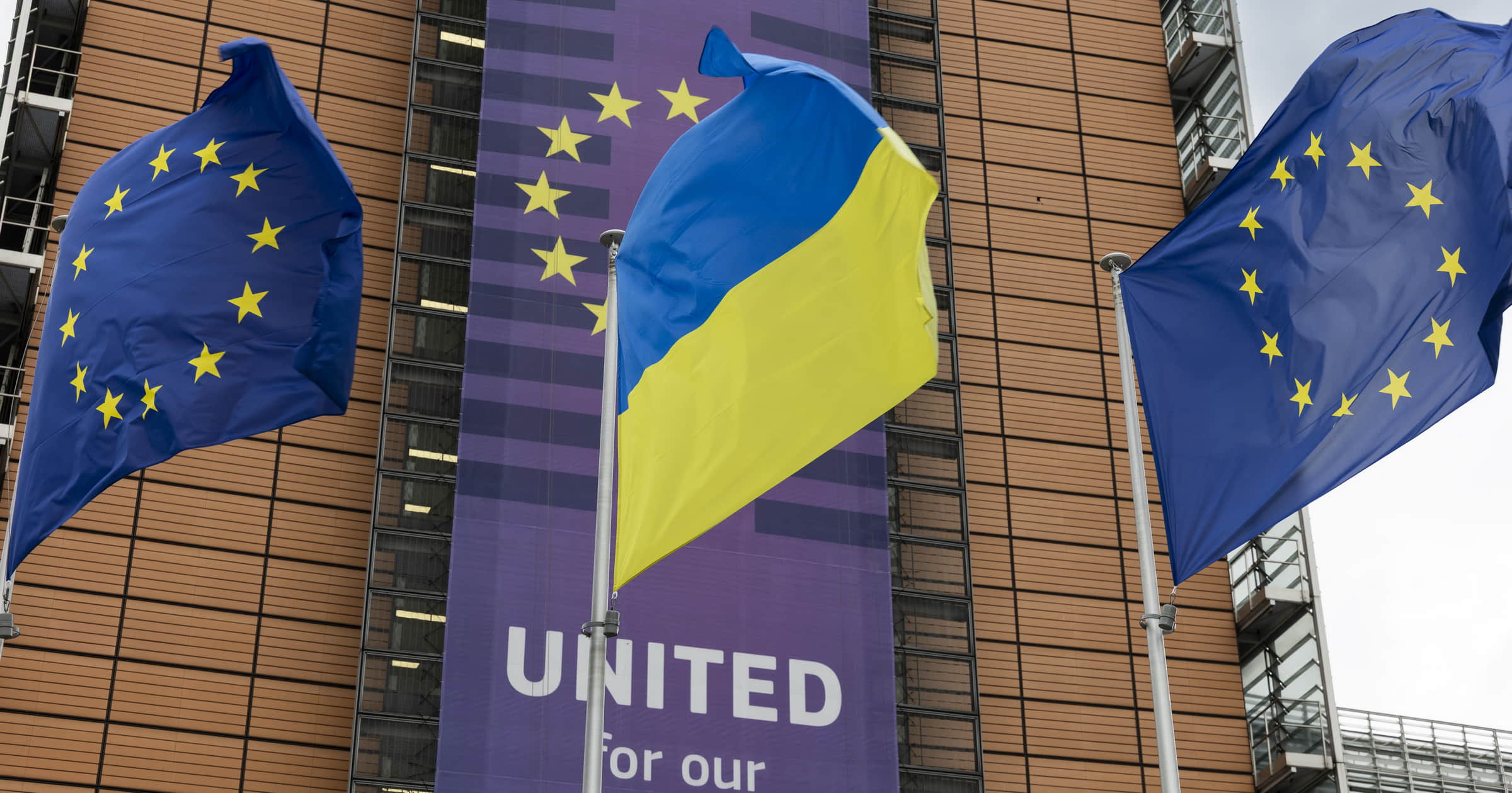 EU trust at 9%: reform delays threaten Ukraine's path to EU membership