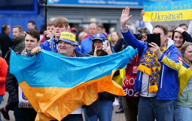 Єврокомісія хоче продовжити тимчасовий захист до березня 2028 для всіх українців, крім дезертирів