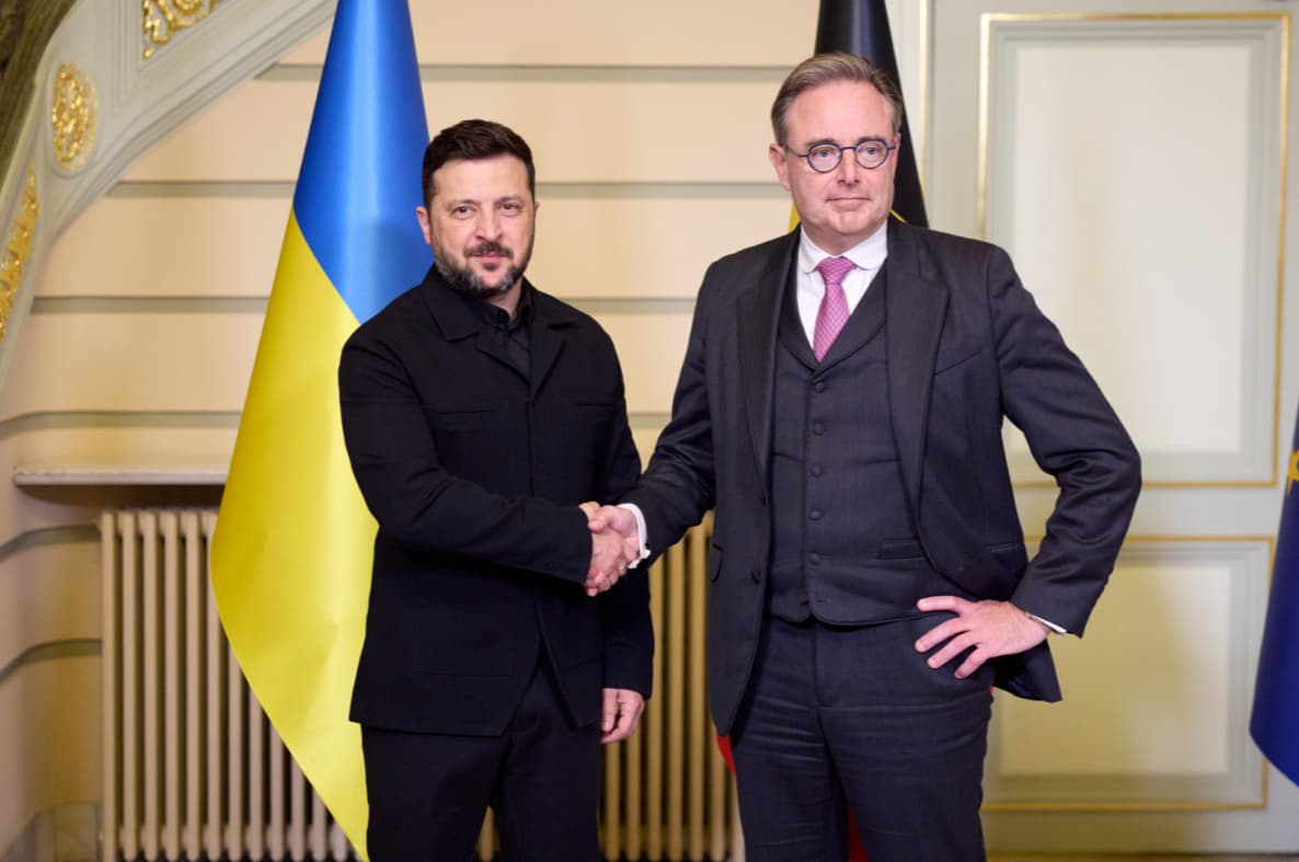 Zelenskyy discusses F-16 delivery schedule with Belgian PM