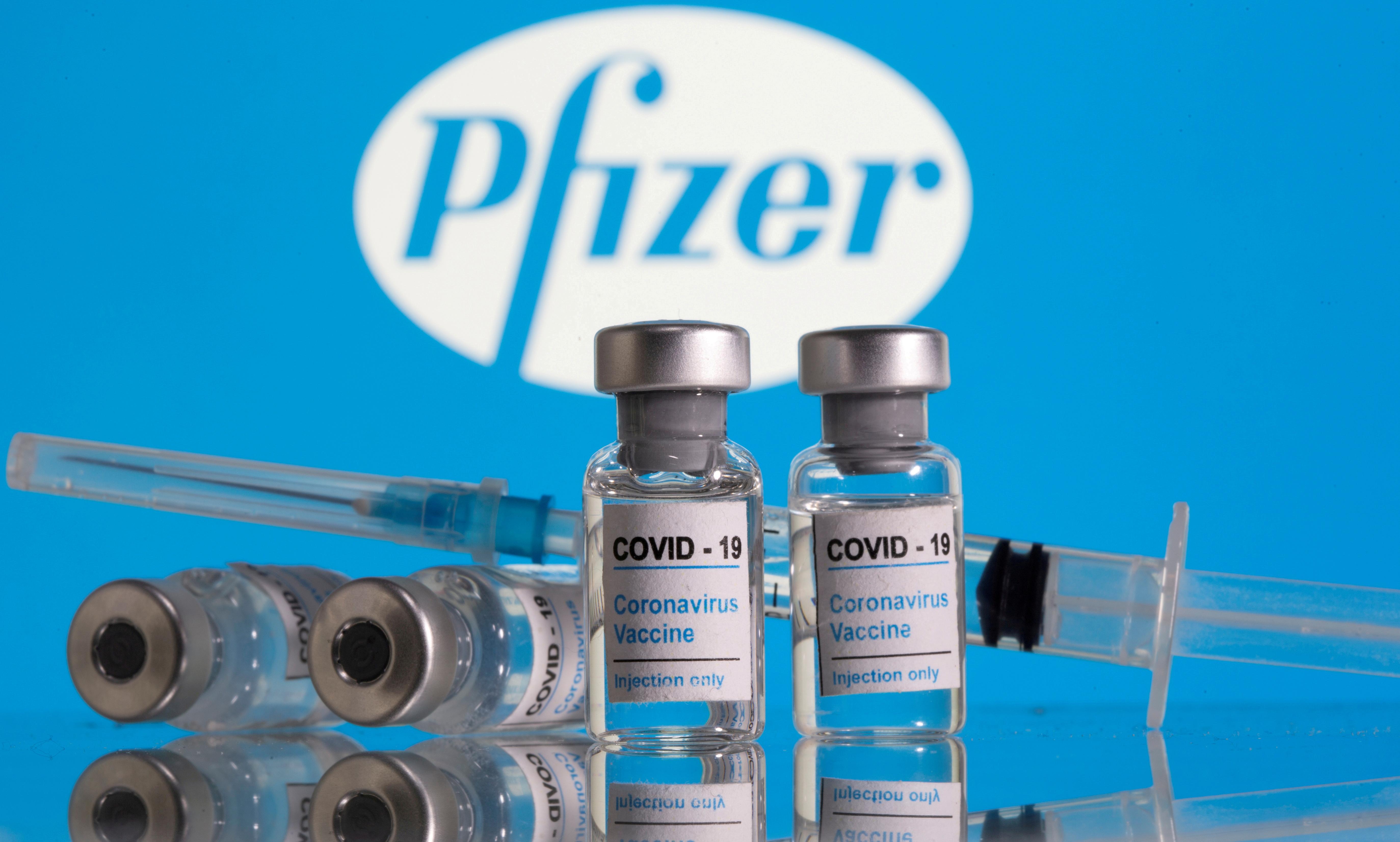 Файзер ковид. Pfizer Covid вакцина. Вакцина Pfizer/BIONTECH против Covid-19. Вакцина Pfizer comirnaty. Covid 19 вакцина Пфайзер.