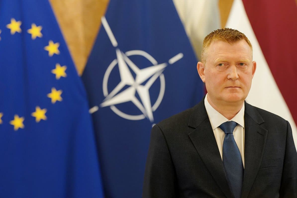 Latvian defence minister arrives in Kyiv