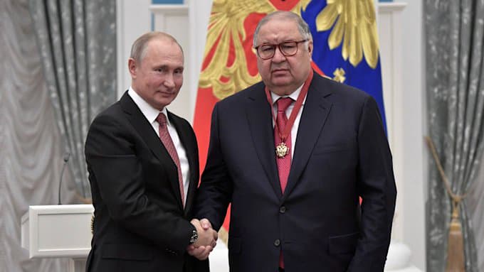 FT: в ЄС пропонують компроміс, щоб подолати опір Франції продовженню санкцій проти РФ