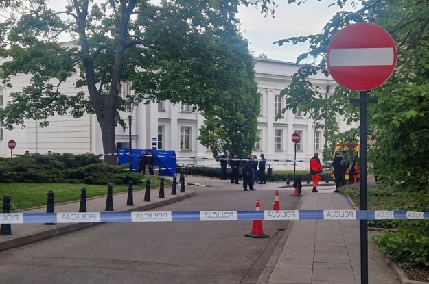 In Warsaw the guy burst into university with an ax and killed a man
