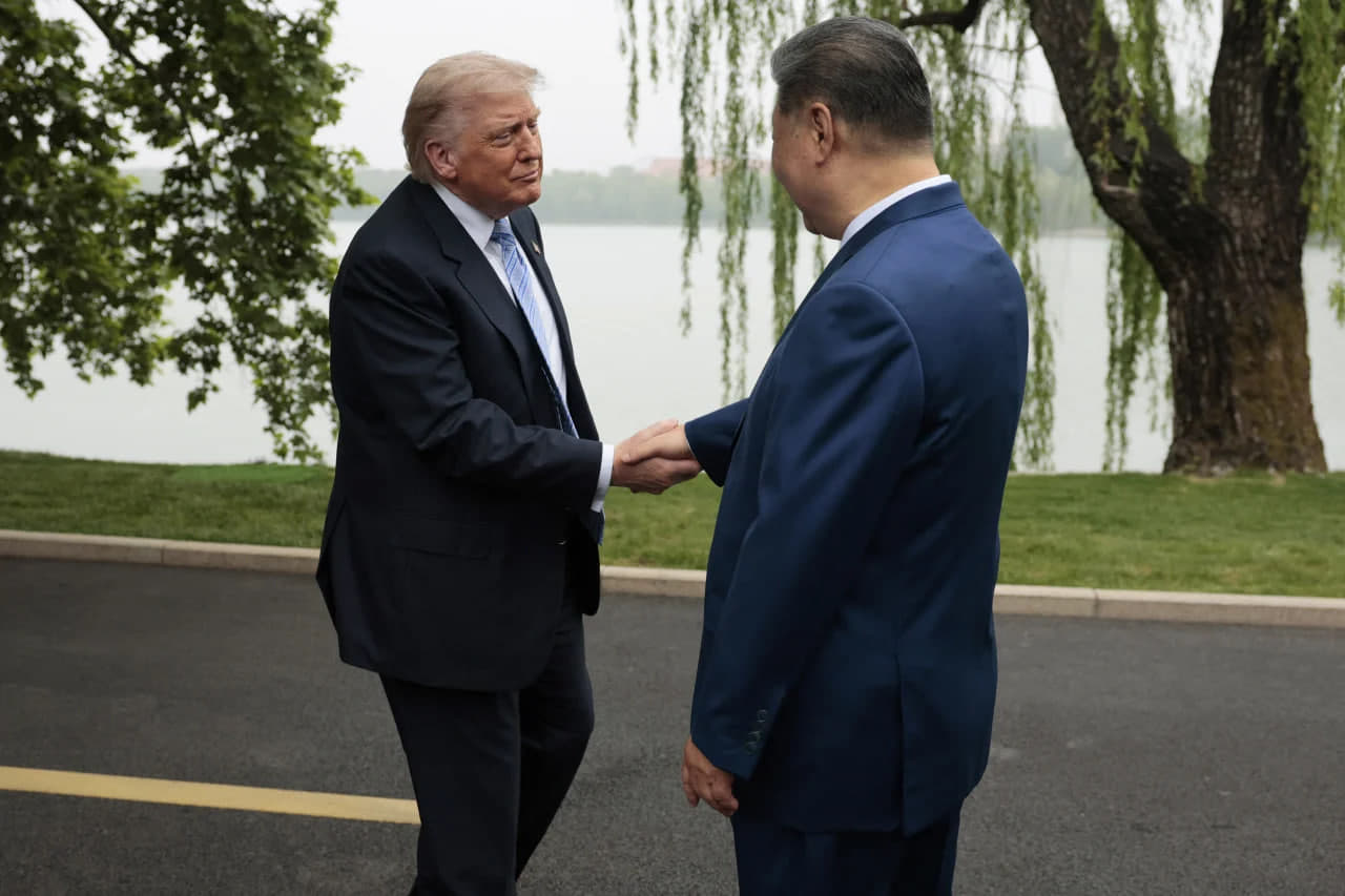 Трамп попросив у Сі троянди для розарію Білого дому