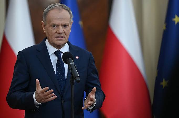 Туск хоче "чітких сигналів" від України щодо скандалу з "героями УПА"