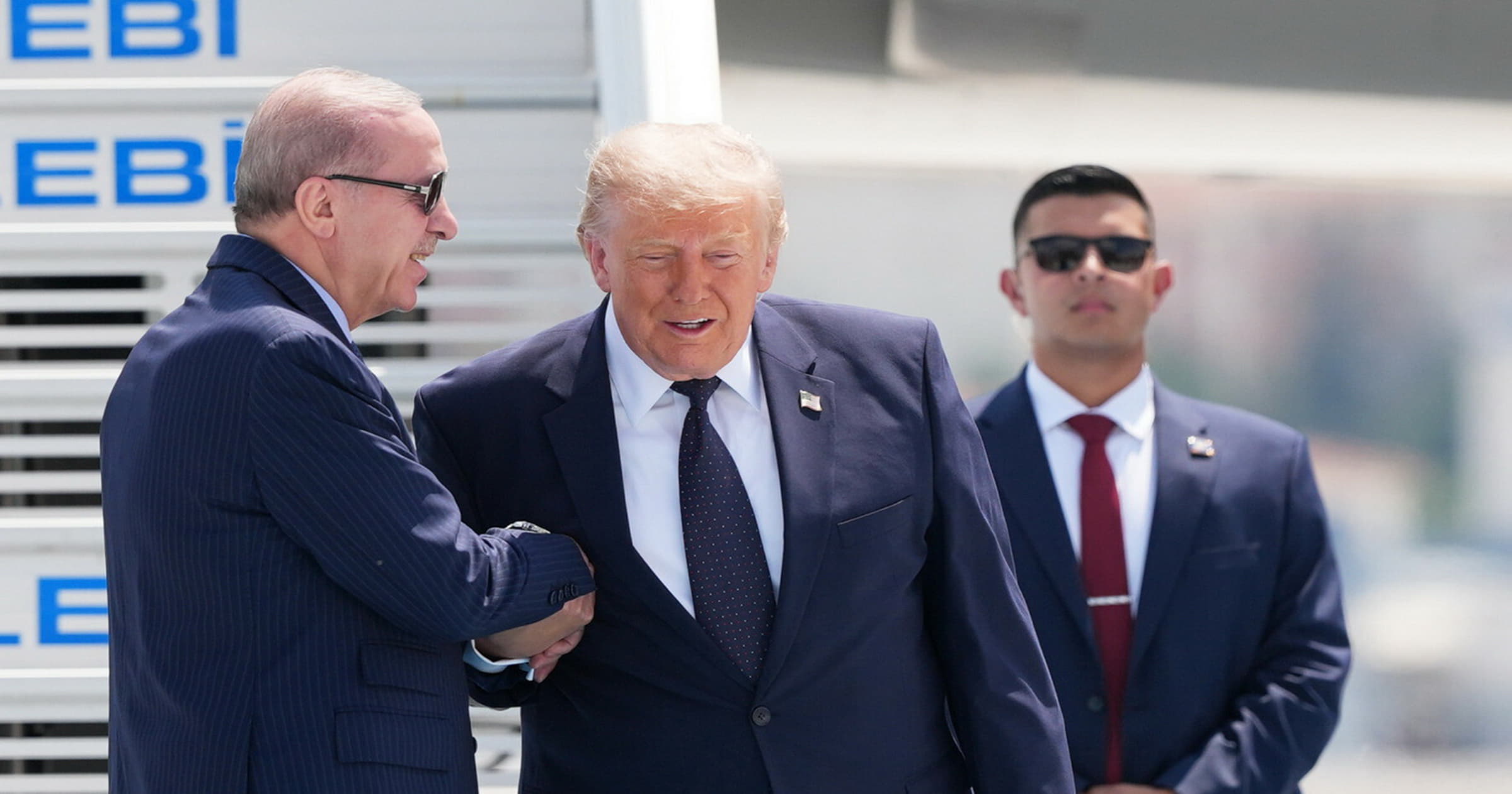 Подарунок для Ердогана. Чи може Трамп "забути" про російські С-400 і зняти санкції з Туреччини