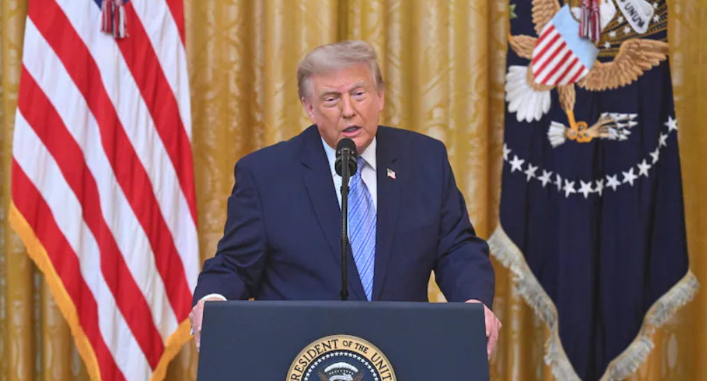 Трамп заявив, що служби "не зреагували як слід" на дії Китаю перед виборами 2020 року