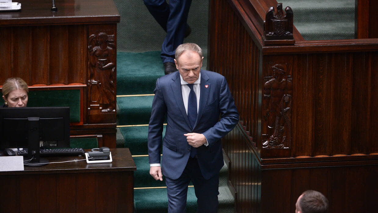 Polish Sejm Votes for Vote of Confidence in Composition of Council of Ministers, Headed by Prime Minister Donald Tusk