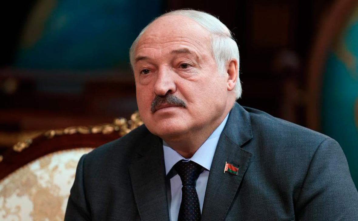 Лукашенко анонсував приїзд до Білорусі довіреної особи Макрона
