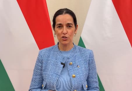 Угорщина заявила послу РФ про неприйнятність обстрілів місць проживання угорців