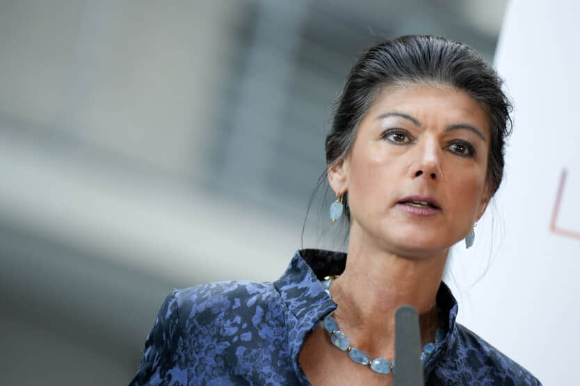 Німецька подруга Путіна закликає Мерца відновити закупівлю нафти з Росії