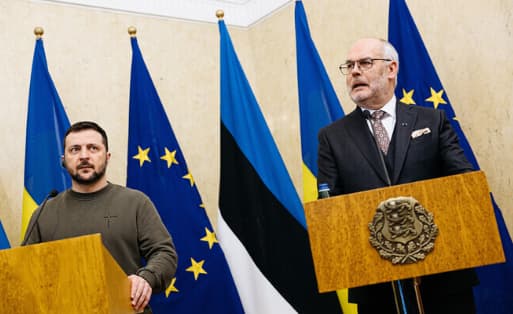 Zelenskyy arrives in Estonia on visit