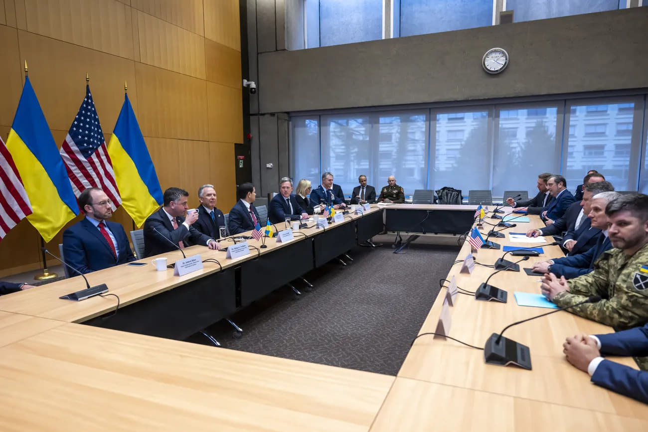 ЗМІ: українська делегація прибула на переговори у США