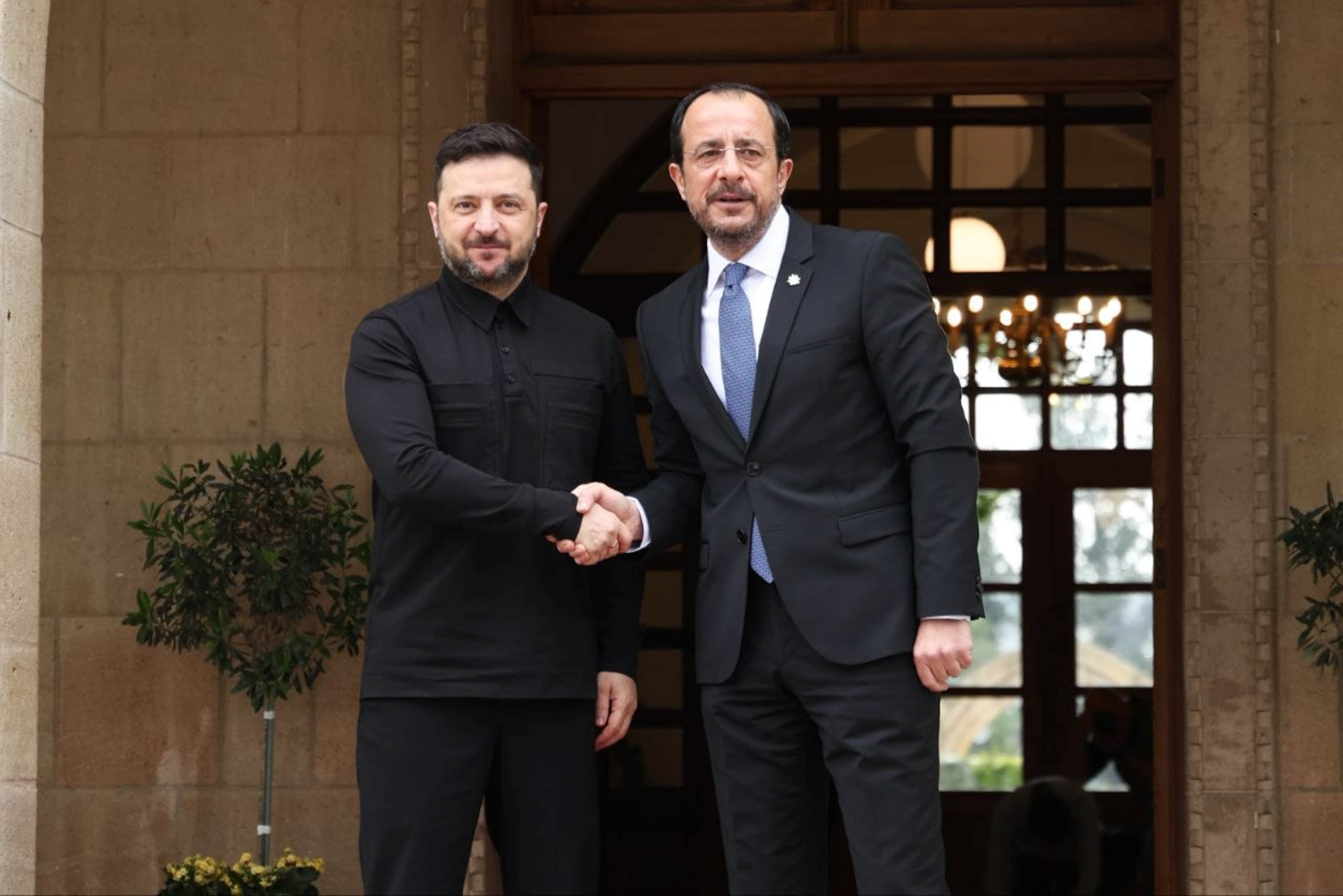 Zelenskyy discusses Ukraine's European integration with Cypriot president