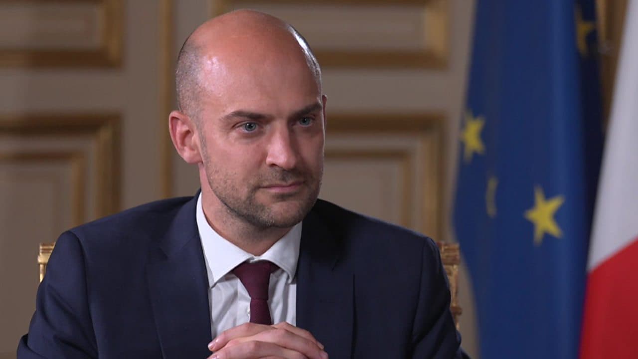 У Франції обурилися рішенням медіагрупи продовжувати співпрацю з російською пропагандисткою