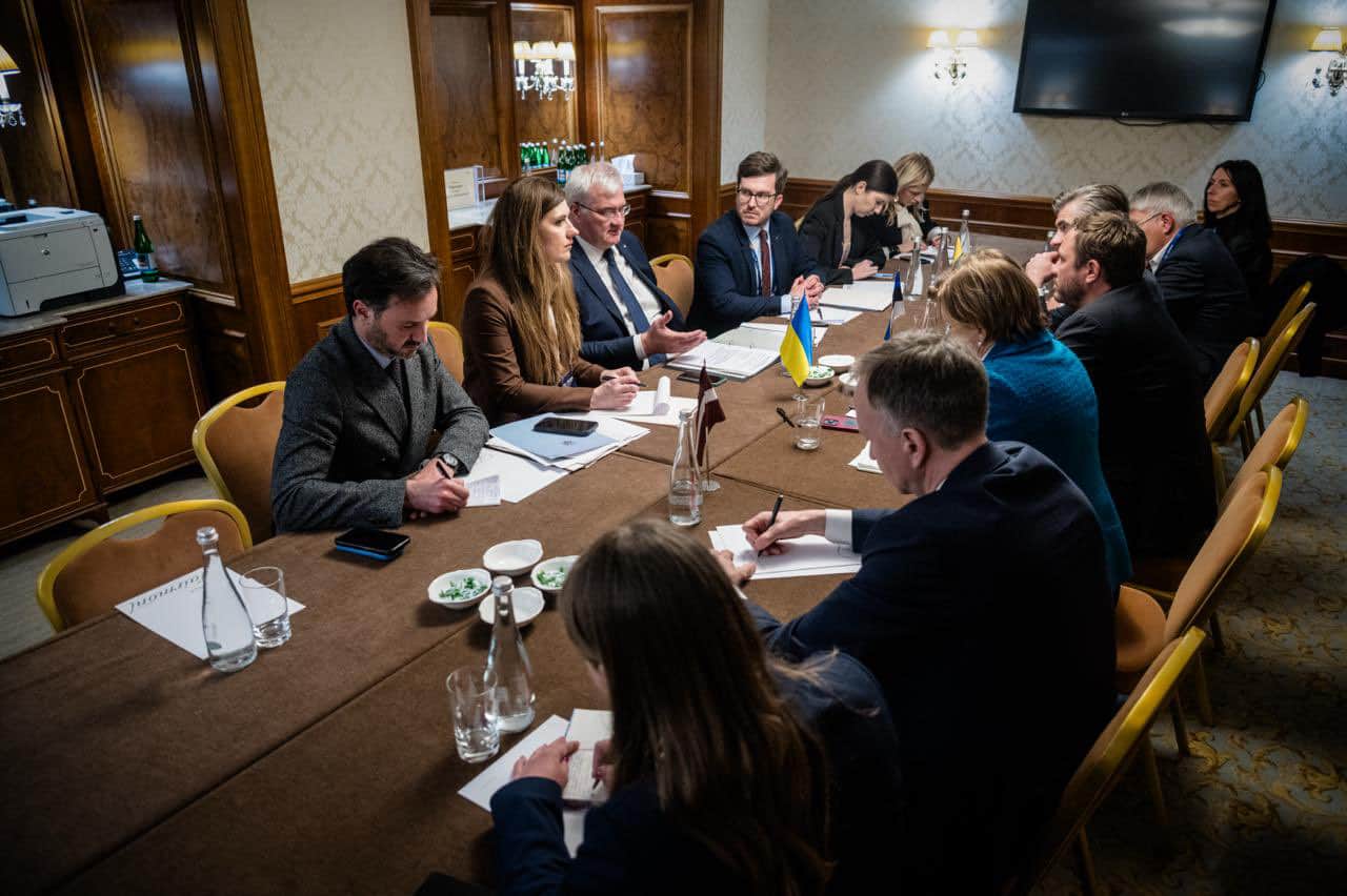 Сибіга обговорив з міністрами країн Балтії інциденти з українськими дронами