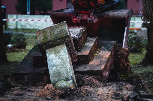 Со страницы Института национальной памяти Польши