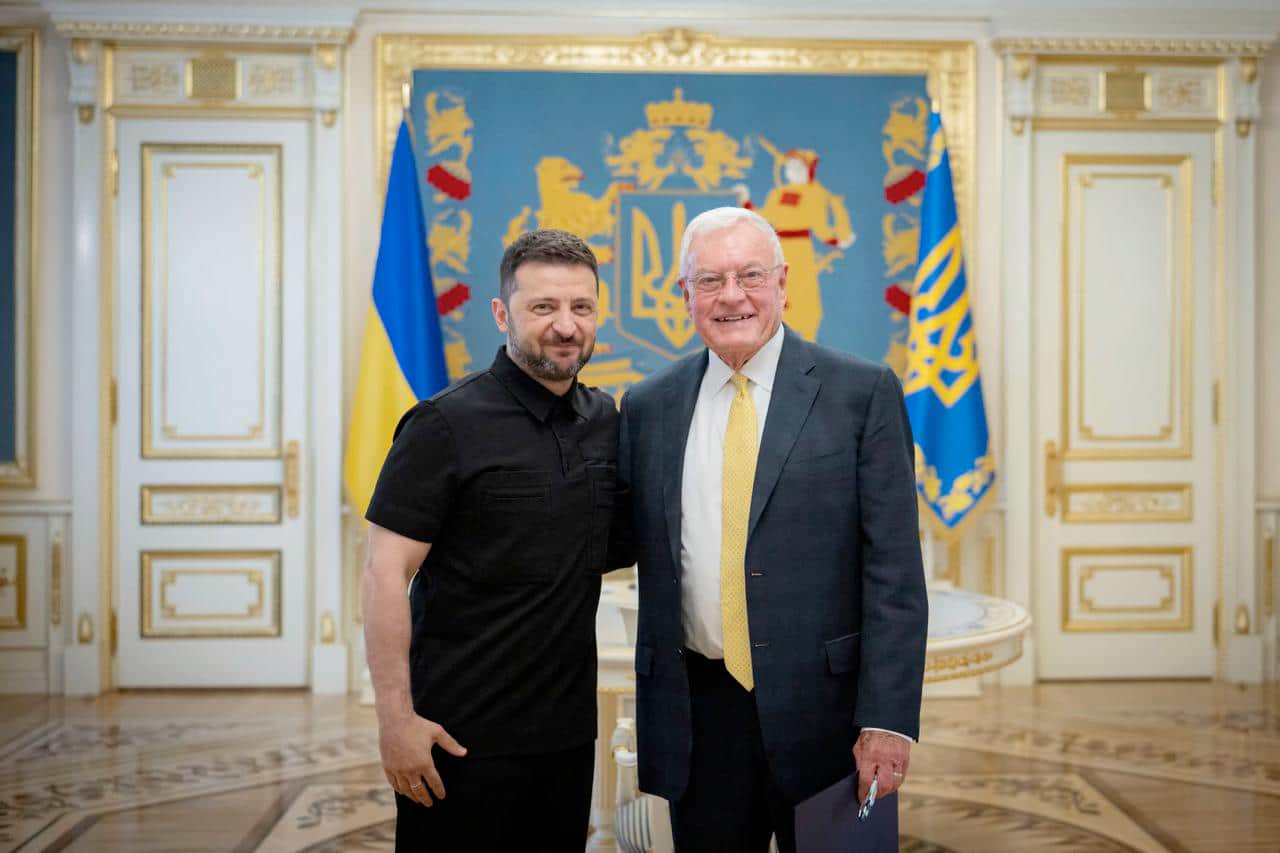 Zelenski upa na izmenjavo ujetnikov, ZDA in Rusija pripravljali načrt, Trump pritiskal na Ukrajino