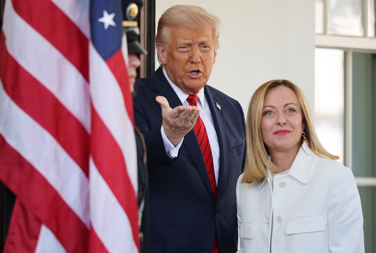 Глава МЗС Італії скасував візит до США через образу Мелоні