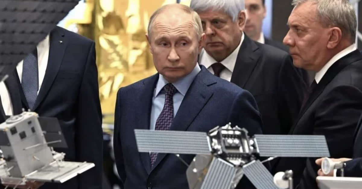 How Putin blackmails US with nuclear space weapons | European Pravda