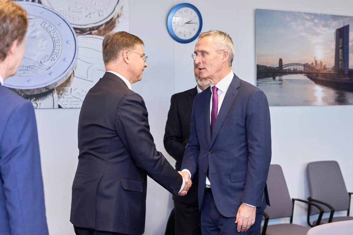 Stoltenberg: EU not asking Norway to join Ukraine loan schemes