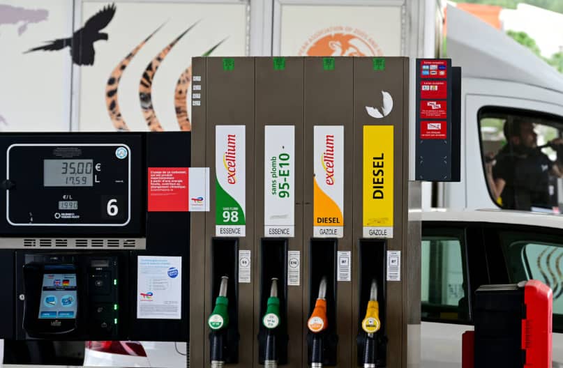 Франція виділить 70 млн євро на субсидії на пальне для окремих груп