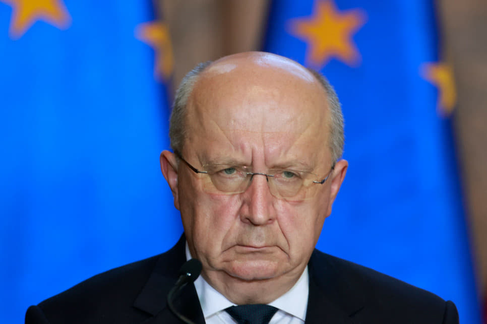 Єврокомісар: удар РФ по збройовому заводу в ЄC був би приводом для військової реакції НАТО