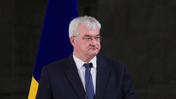 Сибіга вирушає до Брюсселя: говорити про перебіг мирних переговорів