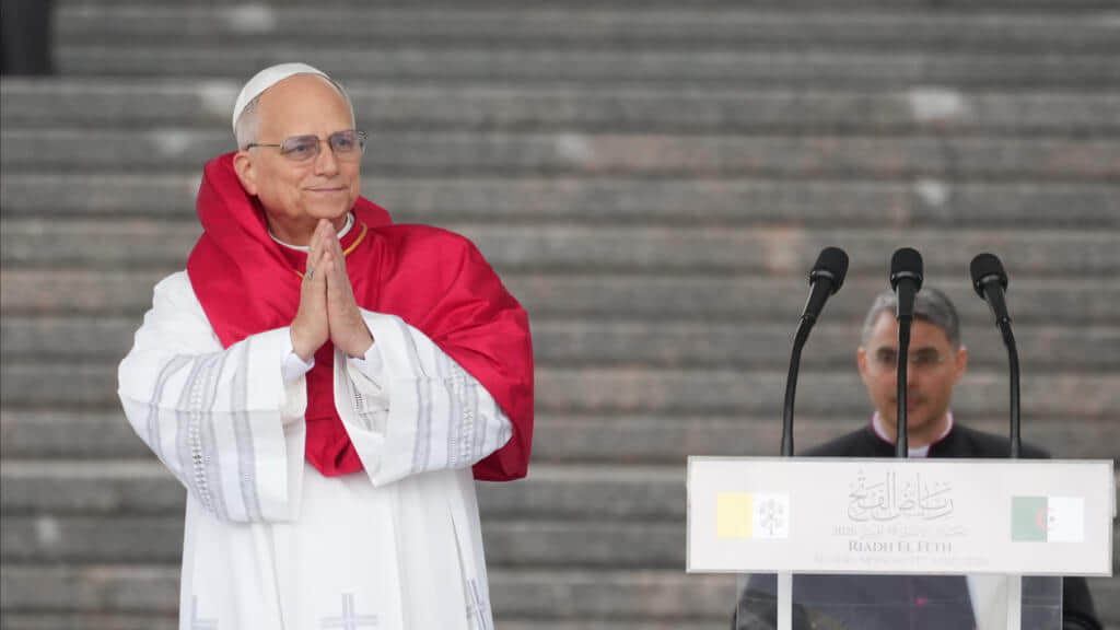 Трамп накинувся на Папу Римського з новою критикою