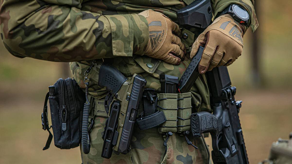 У Польщі виправдали військового, який стріляв у мігрантів на кордоні з Білоруссю