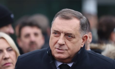 Поліція Боснії розповіла, як не змогла арештувати сепаратиста Додіка