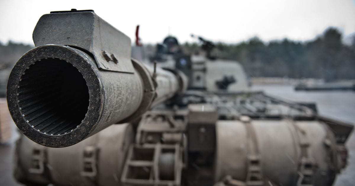 UK to Send Armour Piercing Rounds with Depleted Uranium to Ukraine