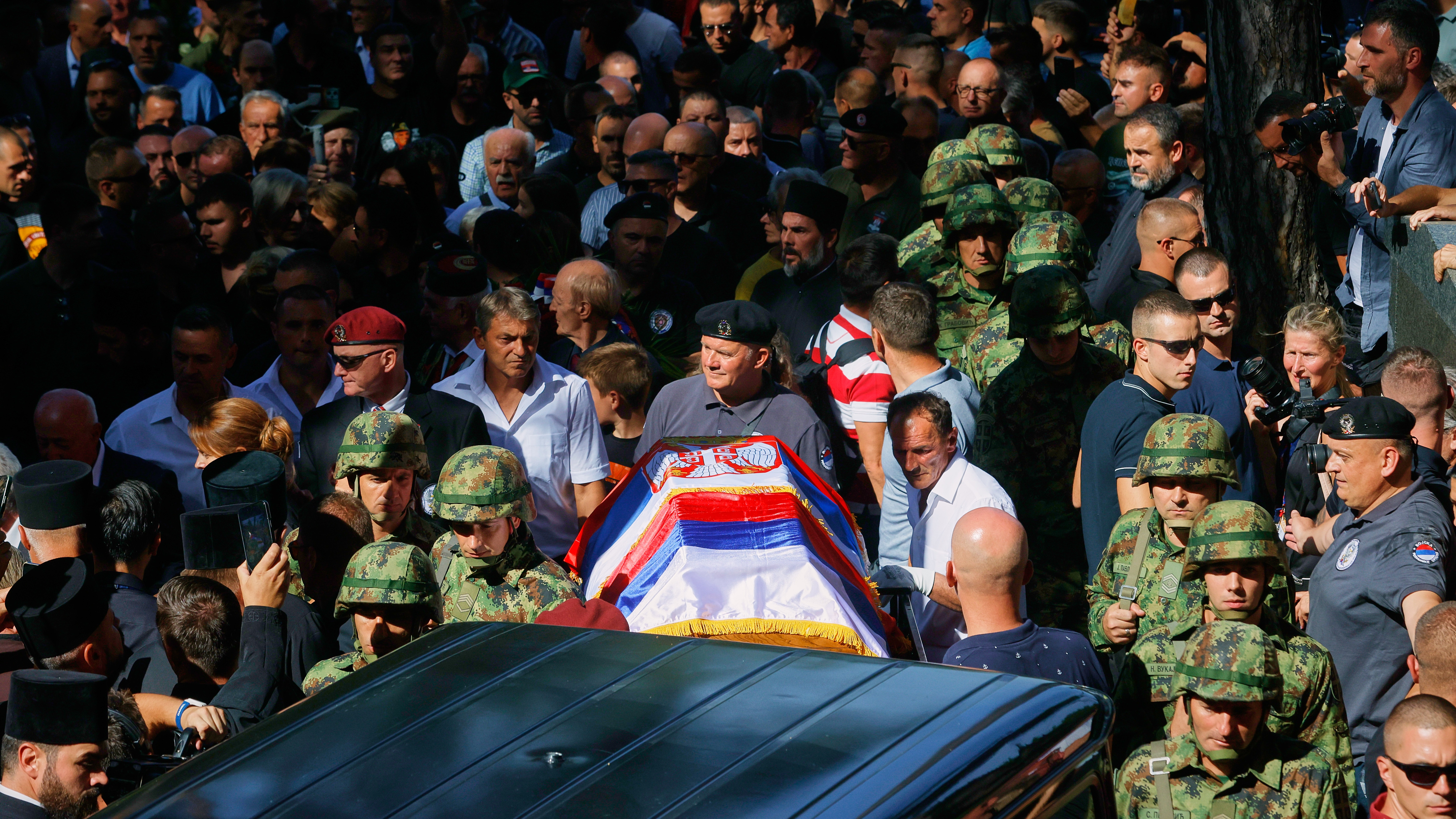Фон дер Ляєн та Кошта обурилися через похорон воєнного злочинця у Сербії