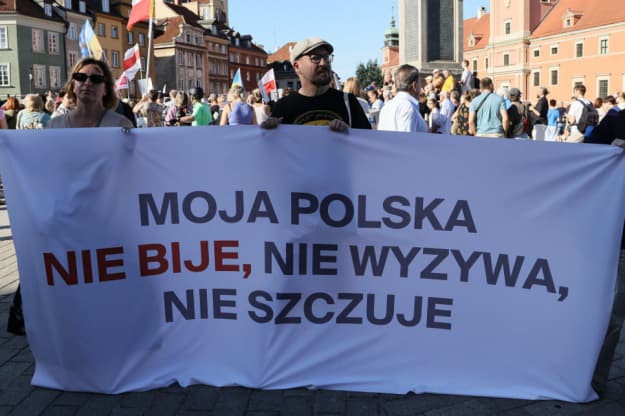 "Не будь байдужим": у Польщі пройшли акції проти нападів на українців