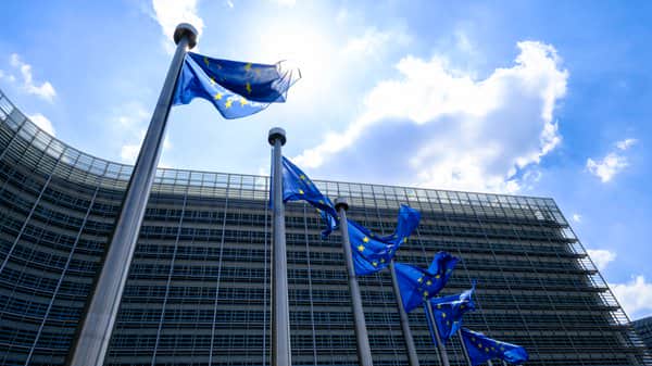 European Commission urges Ukraine not to backtrack on anti-corruption reforms