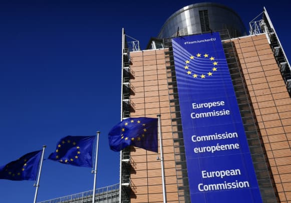 Єврокомісія схвалила вказівки для транспортної і туристичної галузей через війну в Ірані