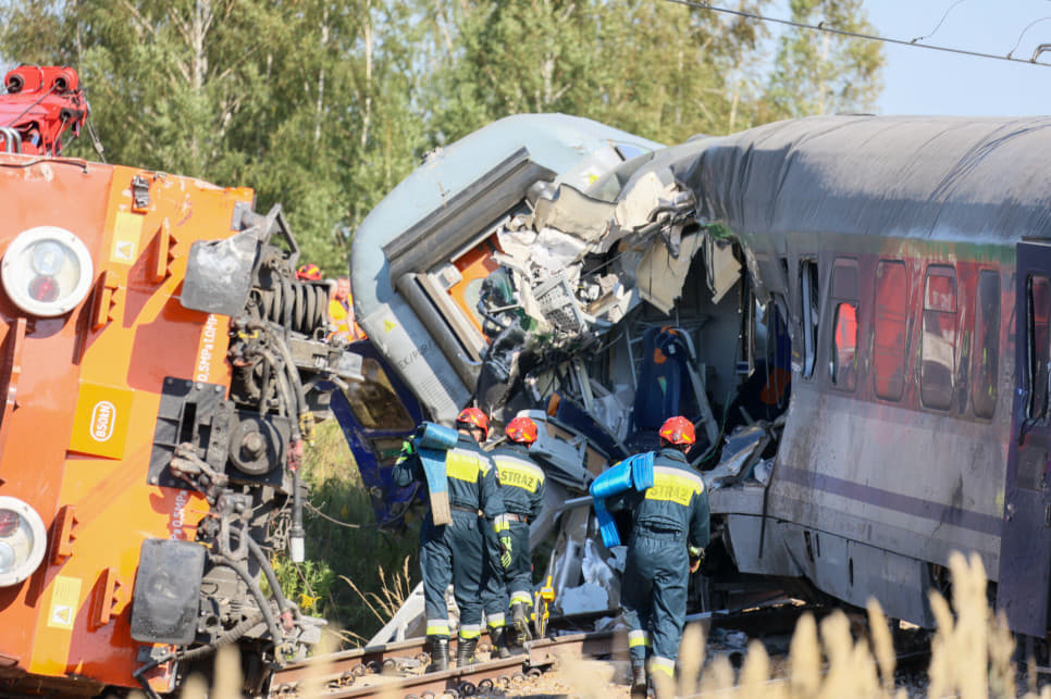 У Польщі попередили про затримки потягів через страйк машиністів