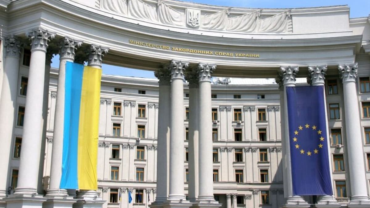 МЗС України: рішення Львівської облради є контрпродуктивним для відносин з Польщею