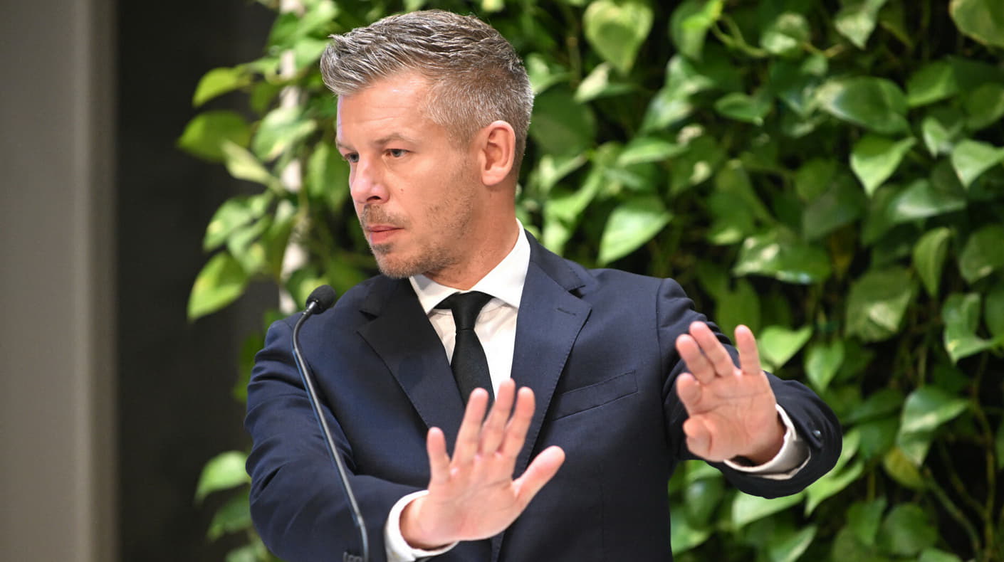 "Маленький робот" для Мадяра. Чи зможе рішення Ради зняти угорську блокаду України в ЄС