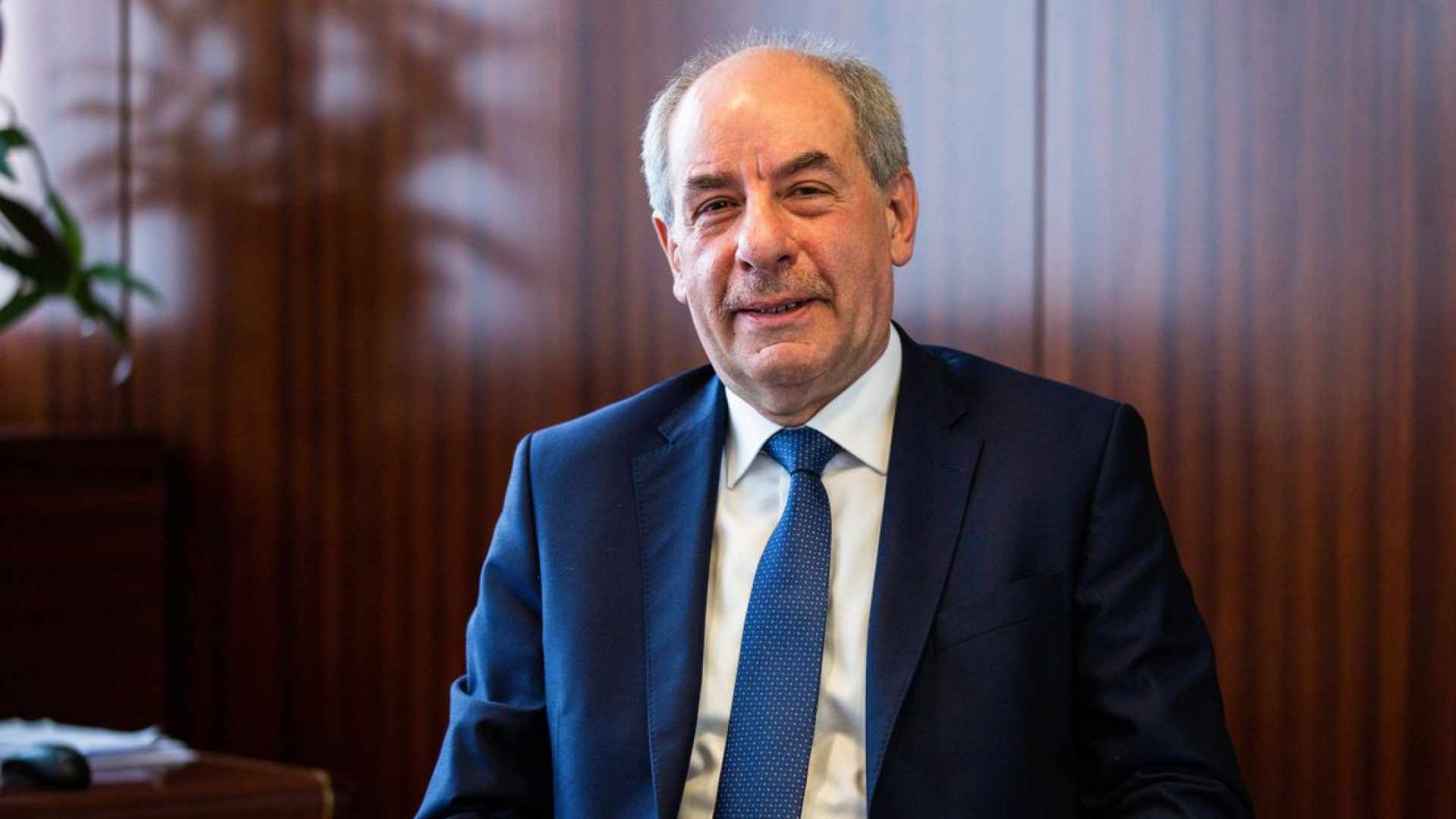 Президент Угорщини відхилив заклик Мадяра піти у відставку