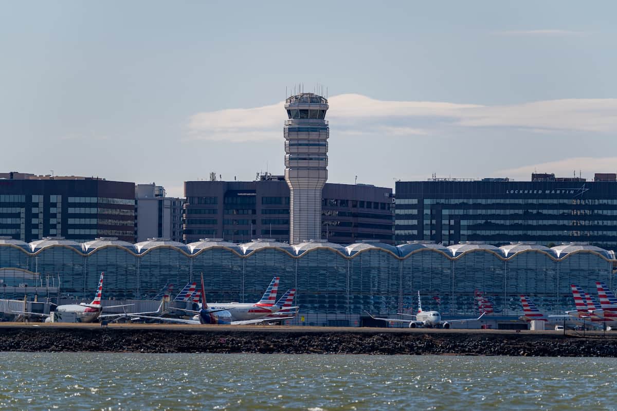 У США скоротять кількість рейсів на 10% у головних аеропортах через шатдаун